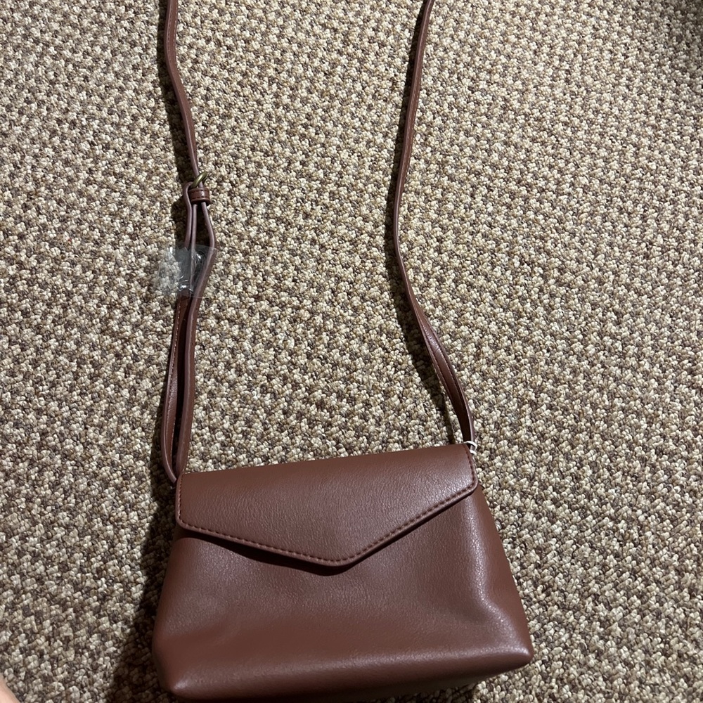 Auburn handbag